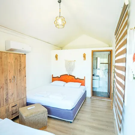 Marimare & Otel *